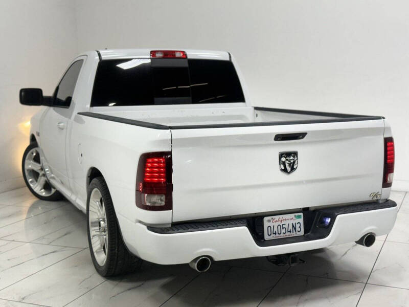 2016 RAM 1500 Sport
