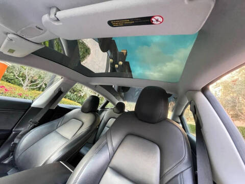 2020 Tesla Model 3 Standard Range Plus