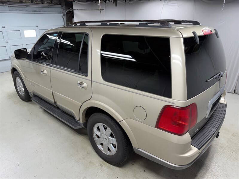 2004 Lincoln Navigator Luxury