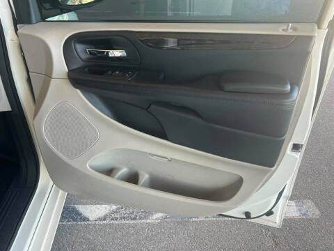 2013 Dodge Grand Caravan SE