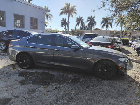 2016 BMW 5 Series 528i