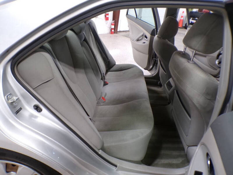 2009 Toyota Camry LE