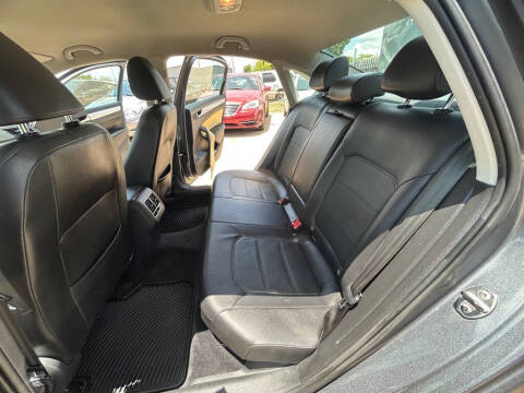 2013 Volkswagen Passat