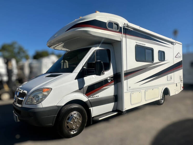 2010 Fleetwood RV QUEST 24E