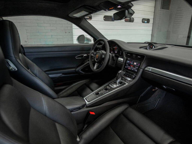 2018 Porsche 911 Carrera S