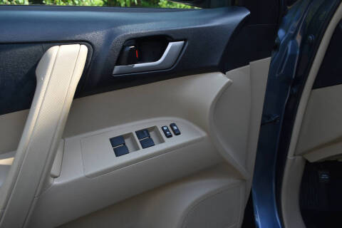2013 Toyota Highlander Plus