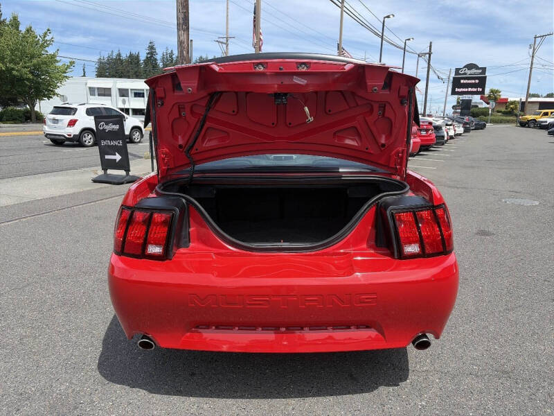 2003 Ford Mustang Mach 1 Premium