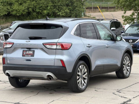 2022 Ford Escape Titanium