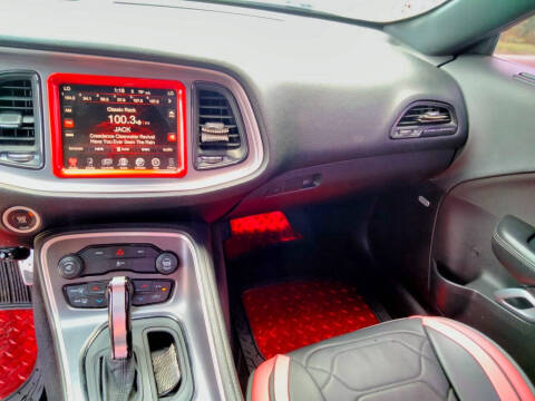 2016 Dodge Challenger SXT