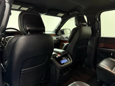 2023 Lincoln Navigator L Standard