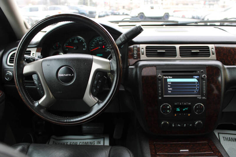 2014 GMC Yukon XL Denali