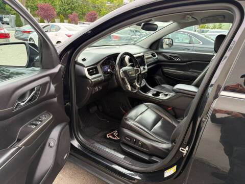 2020 GMC Acadia SLT