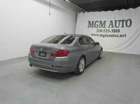 2011 BMW 5 Series 528i