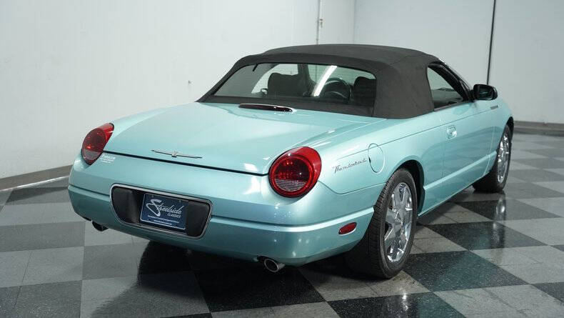 2002 Ford Thunderbird Deluxe