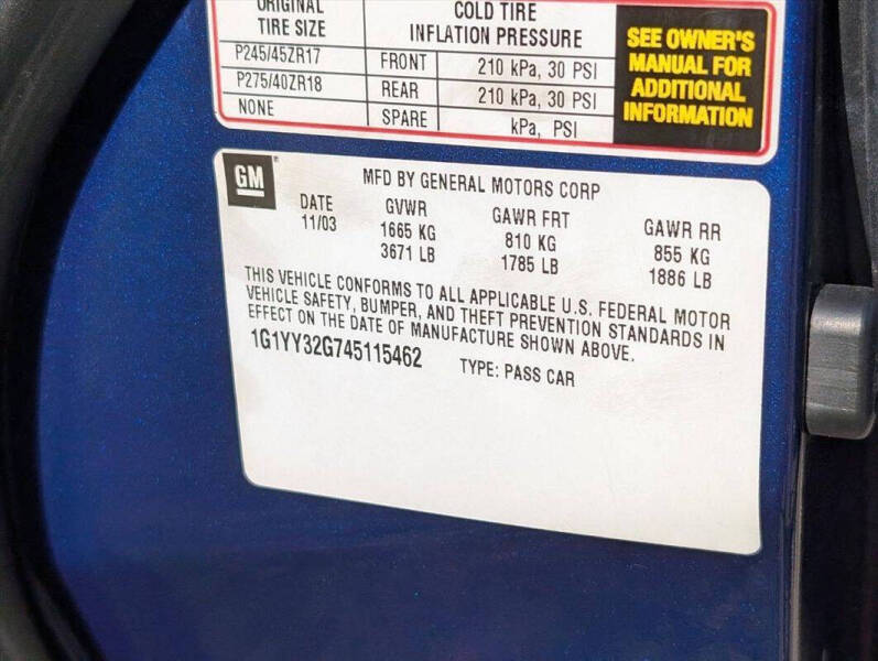 2004 Chevrolet Corvette