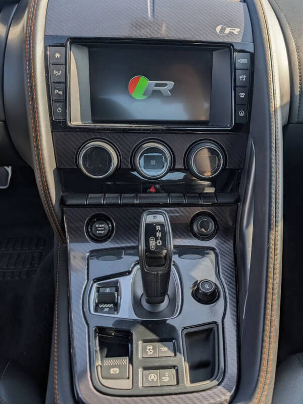 2016 Jaguar F-TYPE R