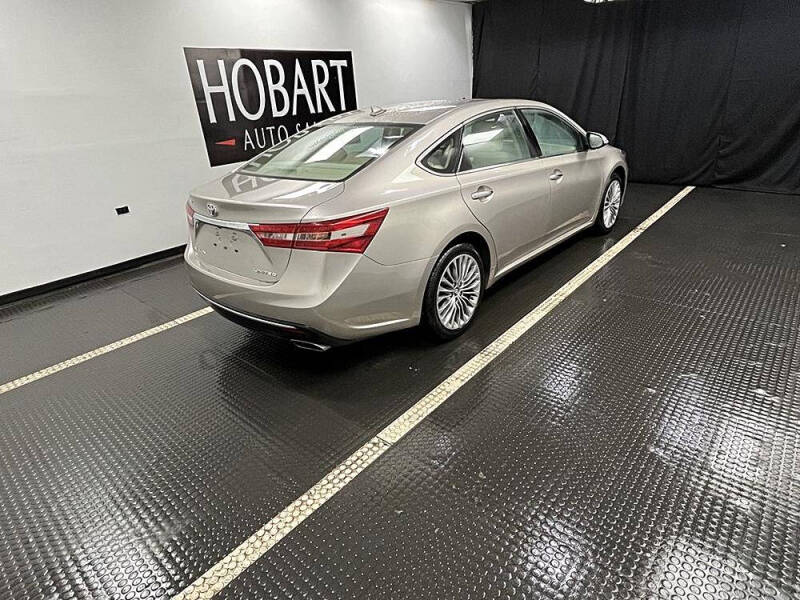 2018 Toyota Avalon XLE