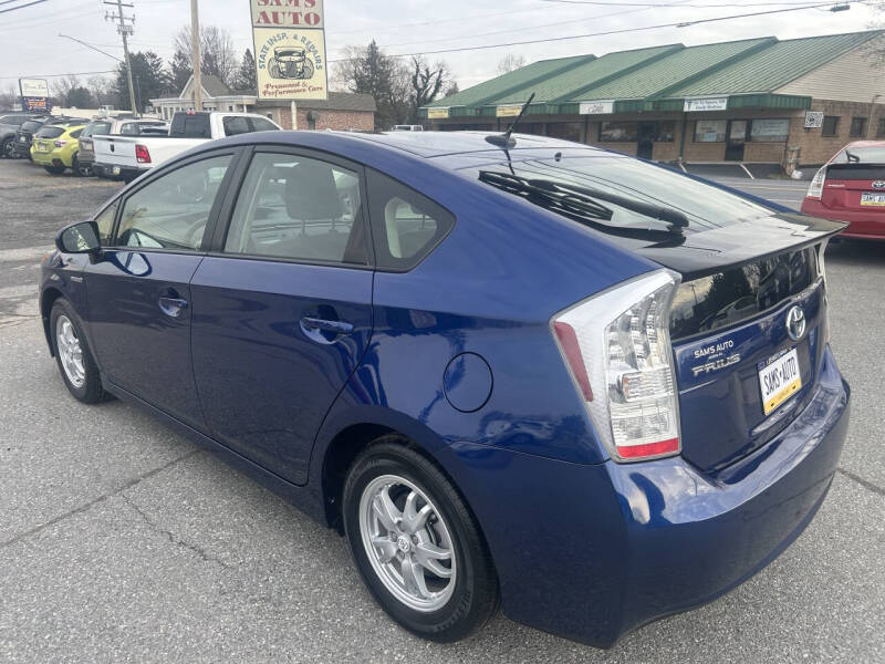 2011 Toyota Prius Two