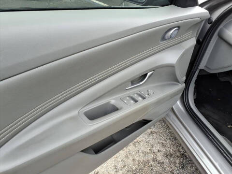 2023 Hyundai Elantra