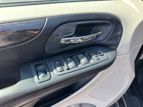 2012 Dodge Grand Caravan Crew