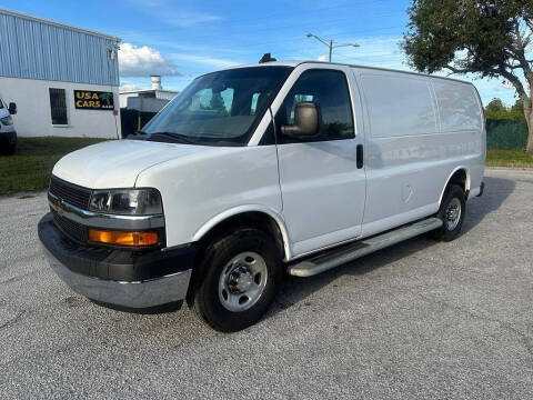 2022 Chevrolet Express 2500