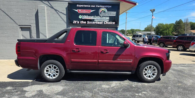 2007 Chevrolet Avalanche for sale at Bastian s Auto Outlet in Coal Valley, IL