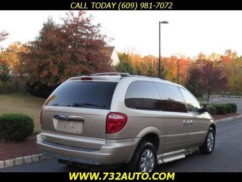 2006 Chrysler Town and Country Limited