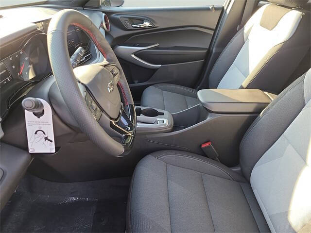 2026 Chevrolet Trax RS