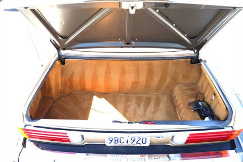 1986 Mercedes-Benz 560-Class 560 SL