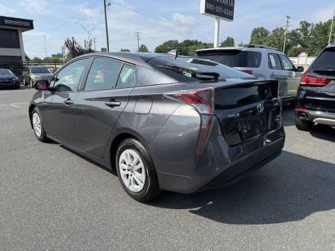 2016 Toyota Prius Two