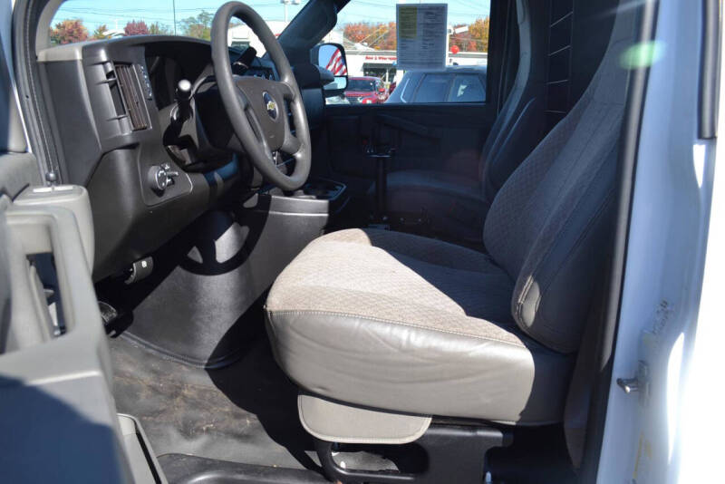 2019 Chevrolet Express 2500
