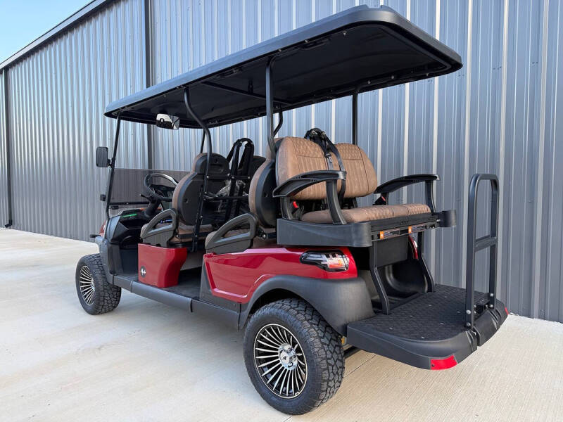 2026 Atlas 6 Passenger Lifted