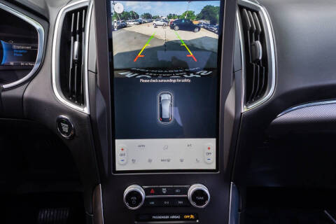 2021 Ford Edge Titanium
