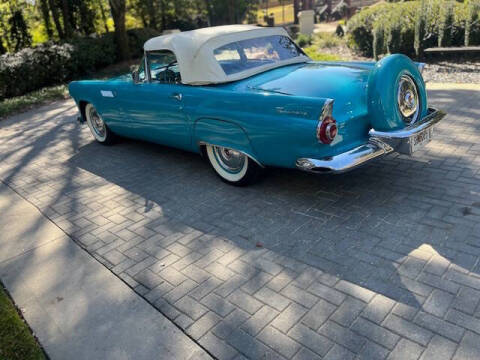 1956 Ford Thunderbird