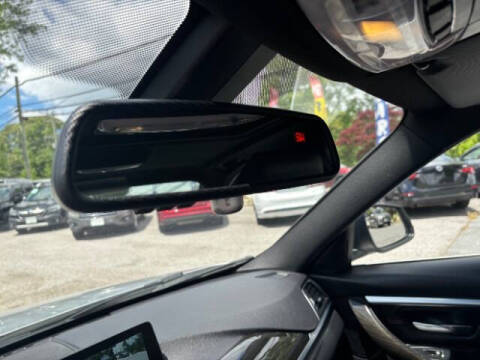 2017 BMW 3 Series 330i xDrive