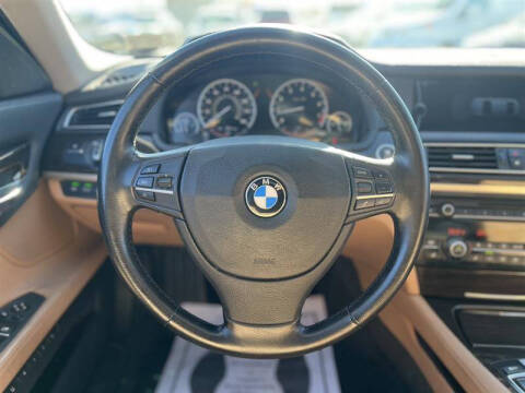 2009 BMW 7 Series 750i