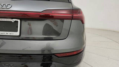 2024 Audi SQ8 e-tron quattro Prestige