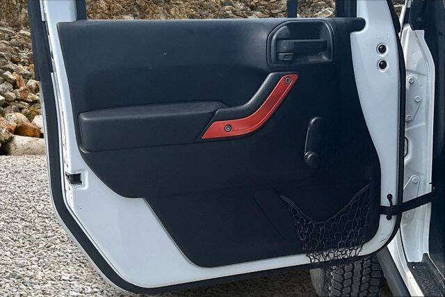 2016 Jeep Wrangler Willys Wheeler