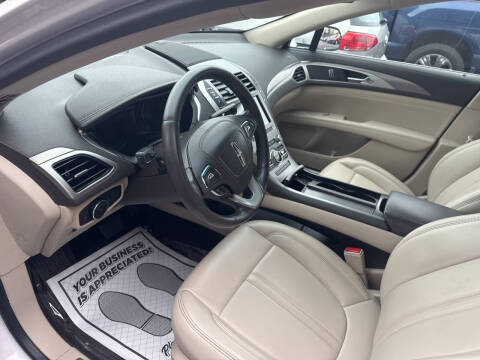 2020 Lincoln MKZ Standard