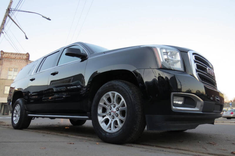 2016 GMC Yukon XL SLT