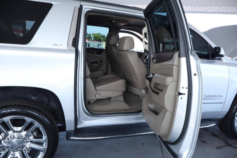 2020 GMC Yukon XL SLT