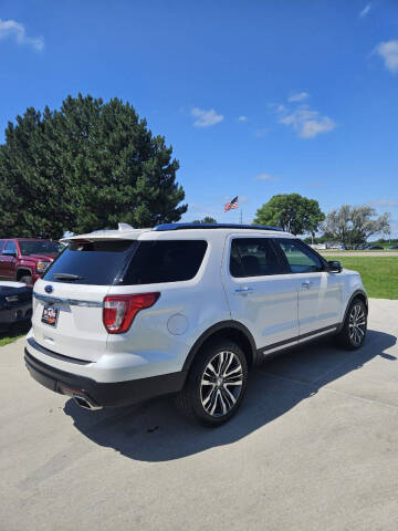 2017 Ford Explorer Platinum