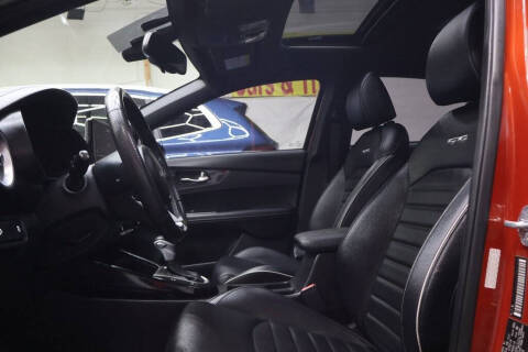 2022 Kia Forte GT Line