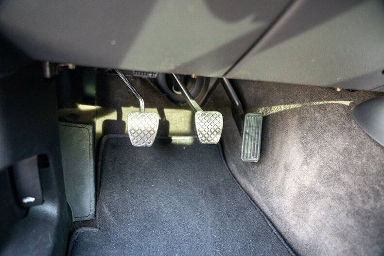 2005 Chevrolet SSR LS