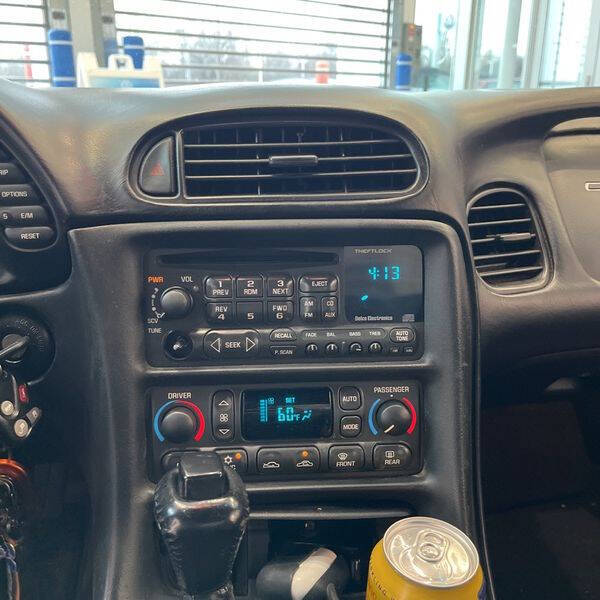 2002 Chevrolet Corvette 22