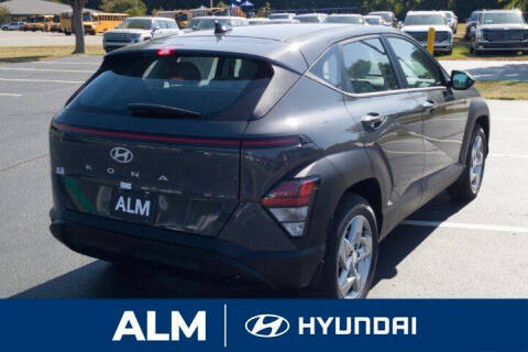 2027 Hyundai Kona SE