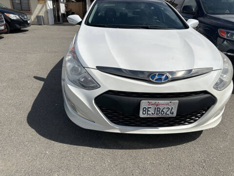 2015 Hyundai Sonata Hybrid for sale at GRAND AUTO SALES - CALL or TEXT us at 619-503-3657 in Spring Valley CA
