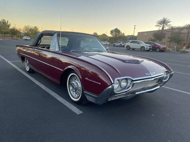 1961 Ford Thunderbird