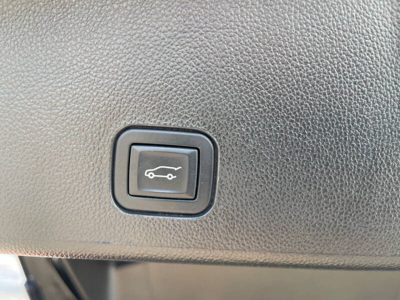 2014 Cadillac SRX Performance Collection