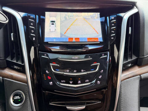 2018 Cadillac Escalade ESV Premium Luxury